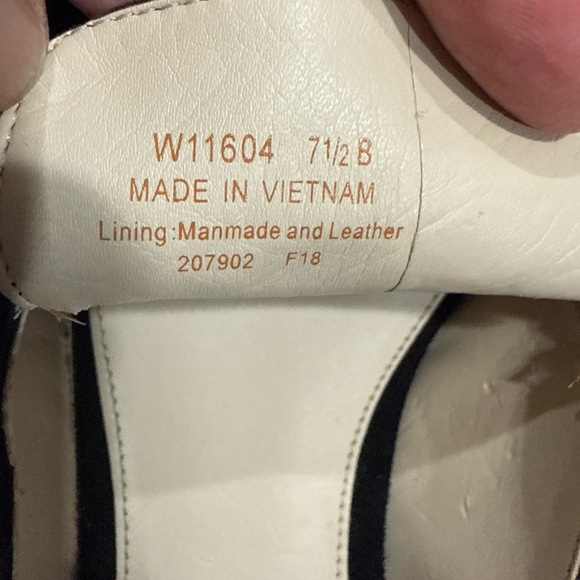 Cole Haan Deacon Black Suede Studded Loafer Mule Women’s Size 7.5 B - Picture 10 of 10